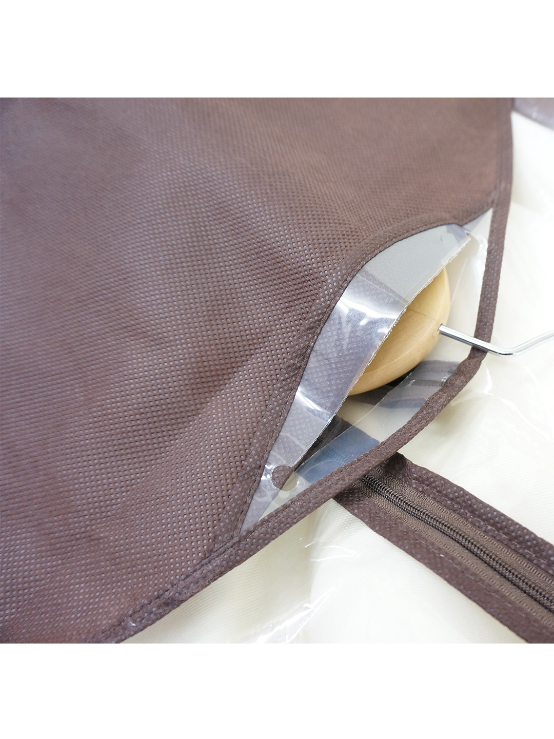 機内持込可能ドレスバッグ5