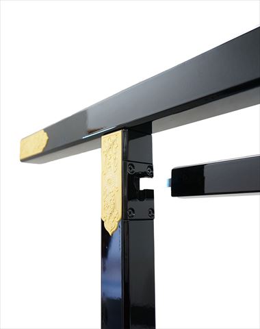 黒木製金色金具付衣桁2